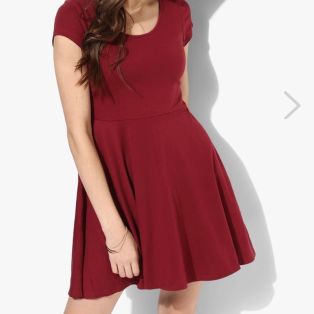 NEVER BEEN WORN maroon Aeropostale skater dress